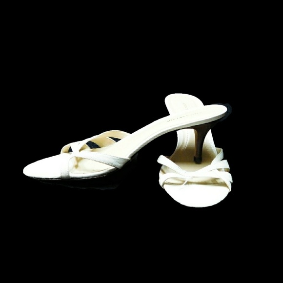Ann Taylor Shoes - ANN TAYLOR WHITE LEATHER SLIP ON HEEL SANDALS